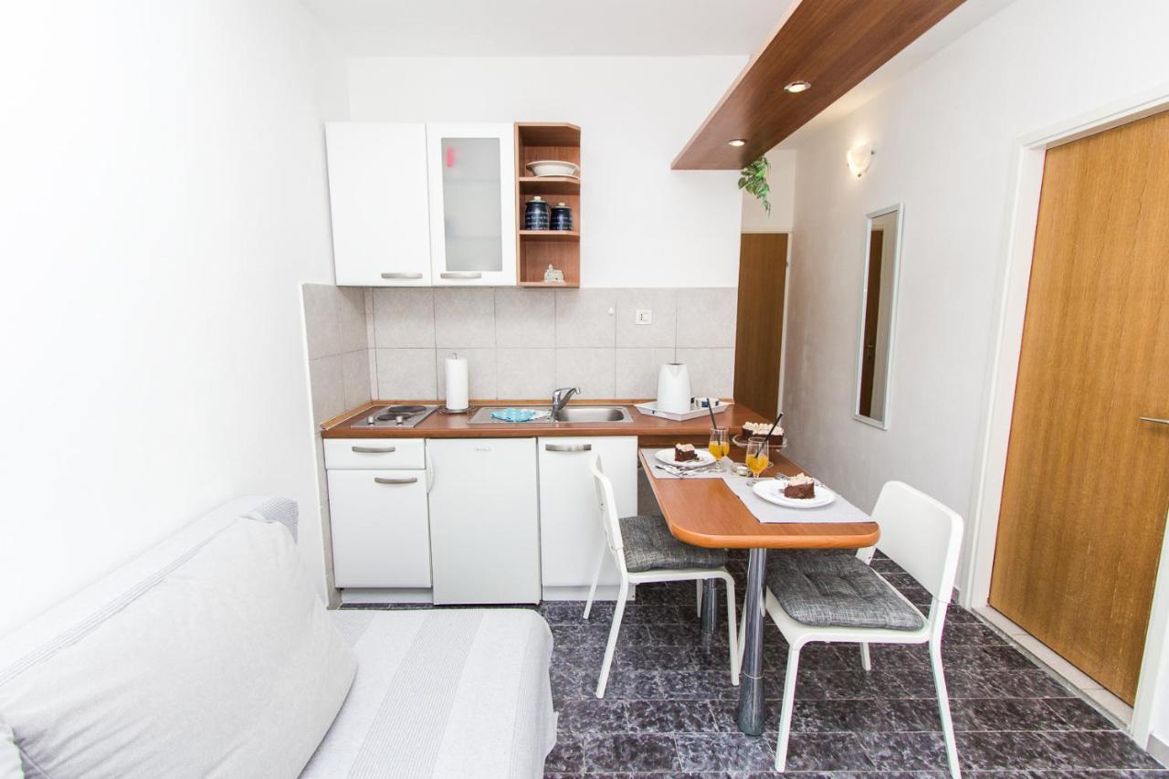 Apartmani Sanja Vodice Luaran gambar
